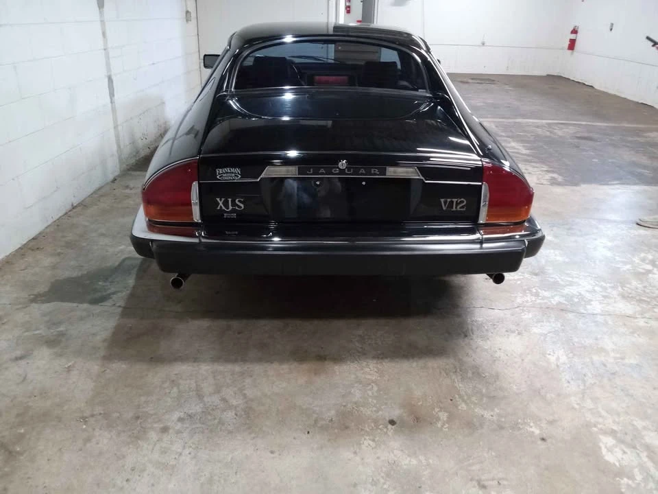 1988 Jaguar XJS Pre-Facelift V12 - Image 2 of 4