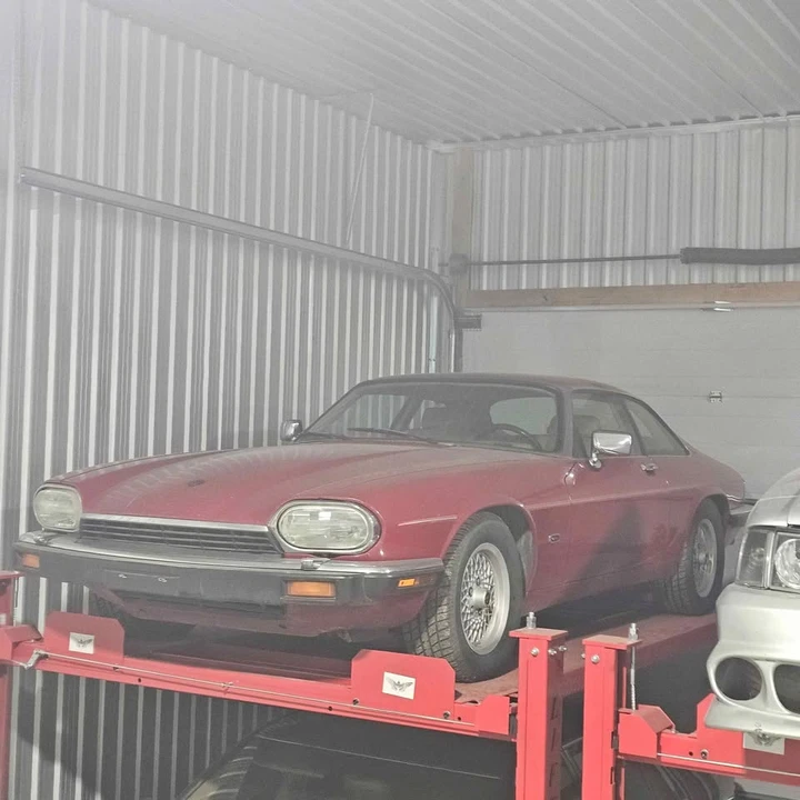 1992 Jaguar XJS - Image 2 of 3