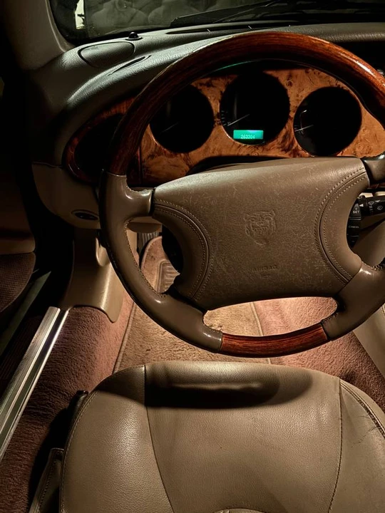 1998 Jaguar X100 XK8 - Image 4 of 6