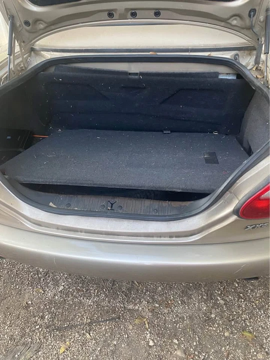 1998 Jaguar X100 XK8 - Image 9 of 9