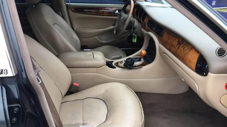 1999 Jaguar X308 XJ - Image 8 of 10