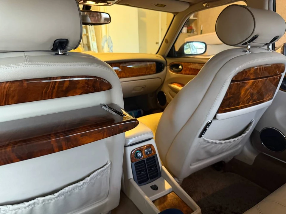 2000 Jaguar X308 XJ - Image 3 of 4