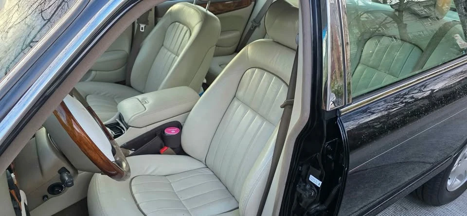 2003 Jaguar X308 XJ - Image 8 of 10