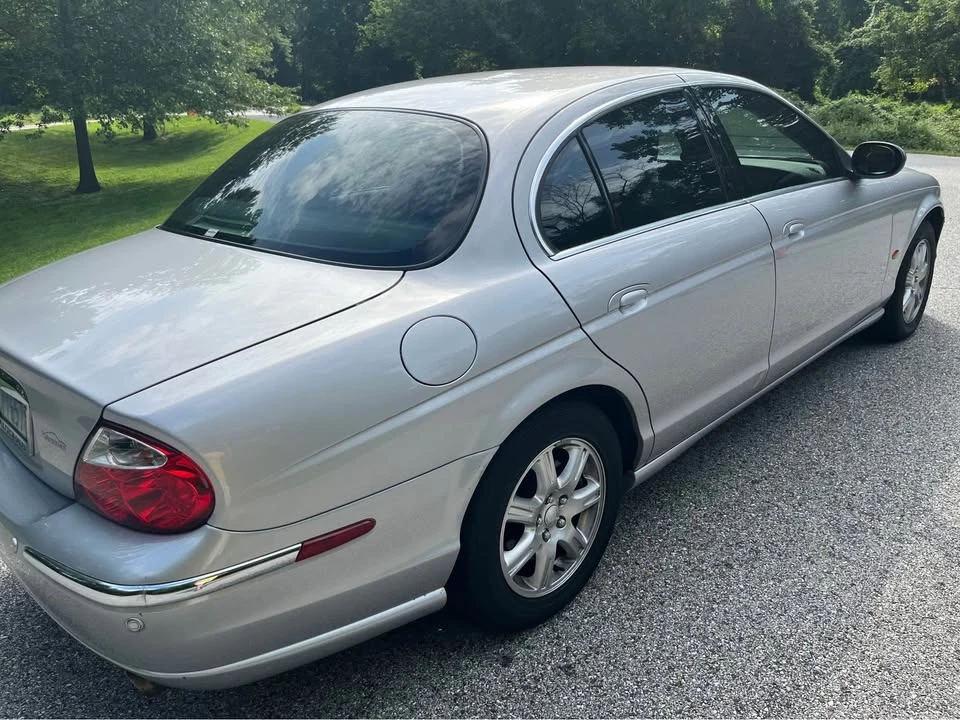 2004 Jaguar S-Type 2nd Gen - Image 2 of 8