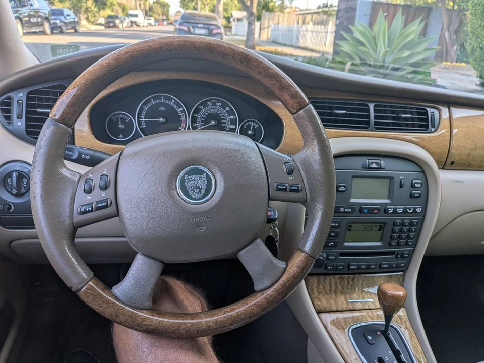 2005 Jaguar X-Type - Image 14 of 24