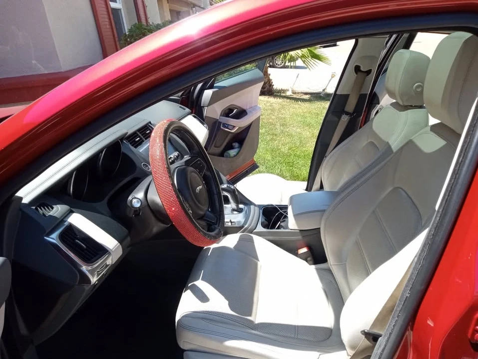2018 Jaguar E-Pace - Image 6 of 8