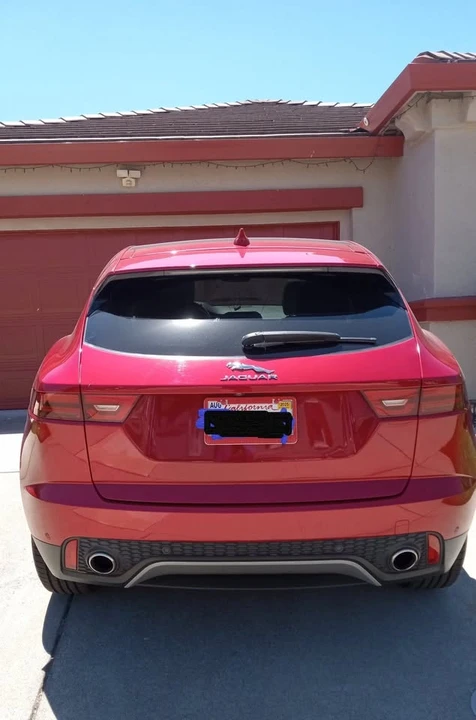 2018 Jaguar E-Pace - Image 2 of 8