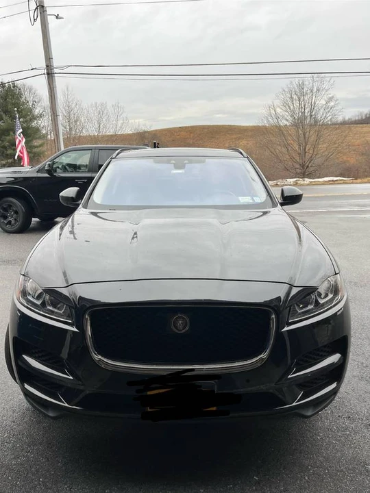 2019 Jaguar F-Pace - Image 5 of 5