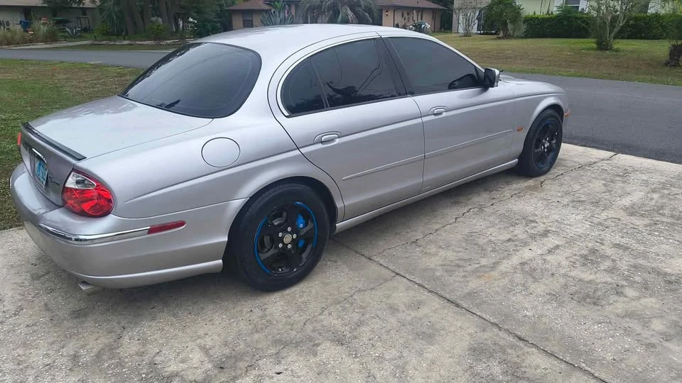 2000 Jaguar S-Type 2nd Gen - Image 2 of 10
