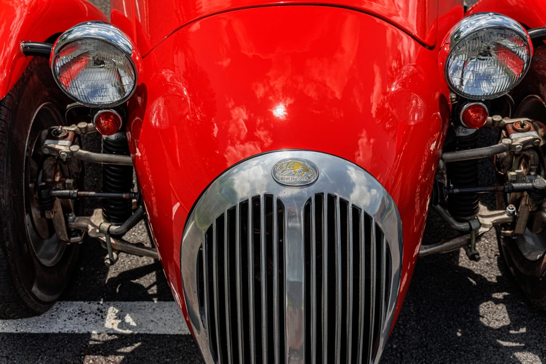 Vehicle image 29 of 31