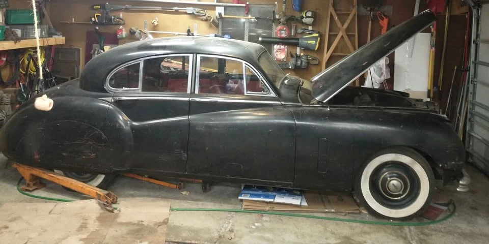 Jaguar Mark II - Image 2 of 2