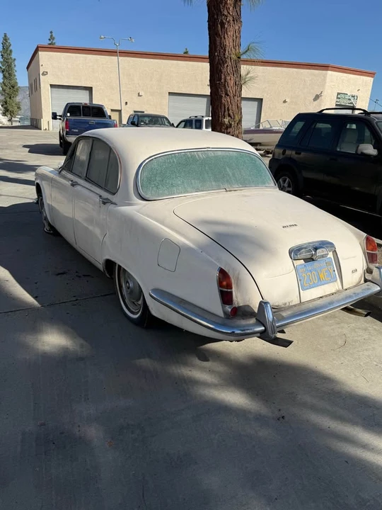 Jaguar S-Type 1st Gen - Image 5 of 8