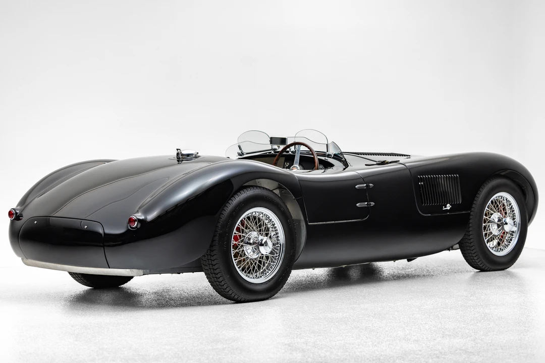 Jaguar Replica - Image 19 of 31