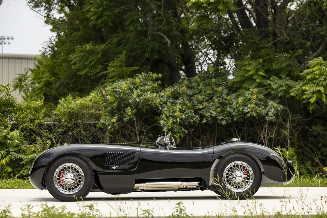 Jaguar Replica - Image 13 of 31
