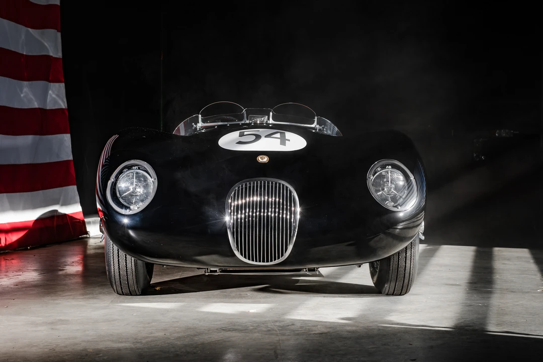 Jaguar Replica - Image 26 of 31