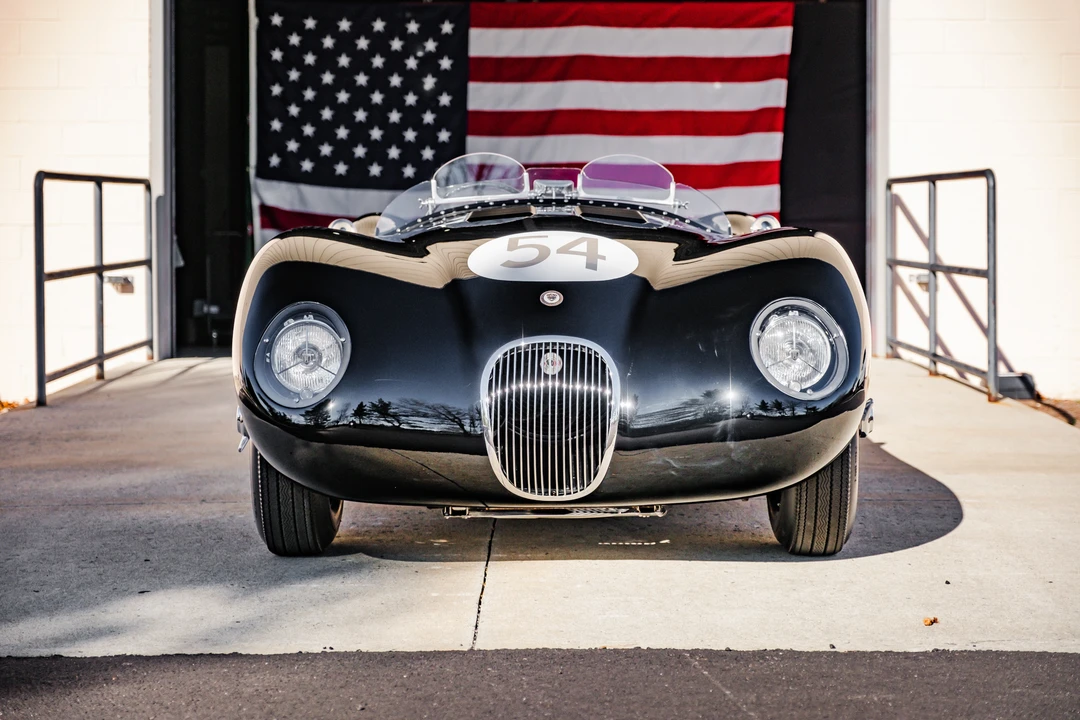 Jaguar Replica - Image 24 of 31