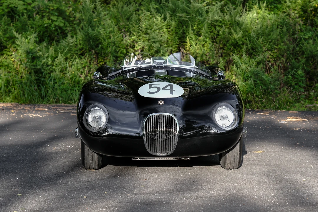 Jaguar Replica - Image 5 of 31