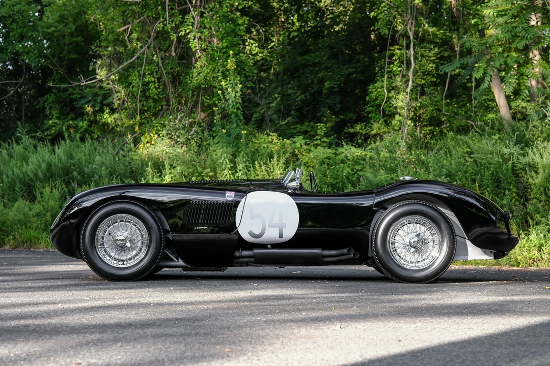 Jaguar Replica - Image 20 of 31