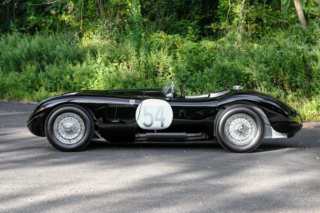 Jaguar Replica - Image 19 of 31