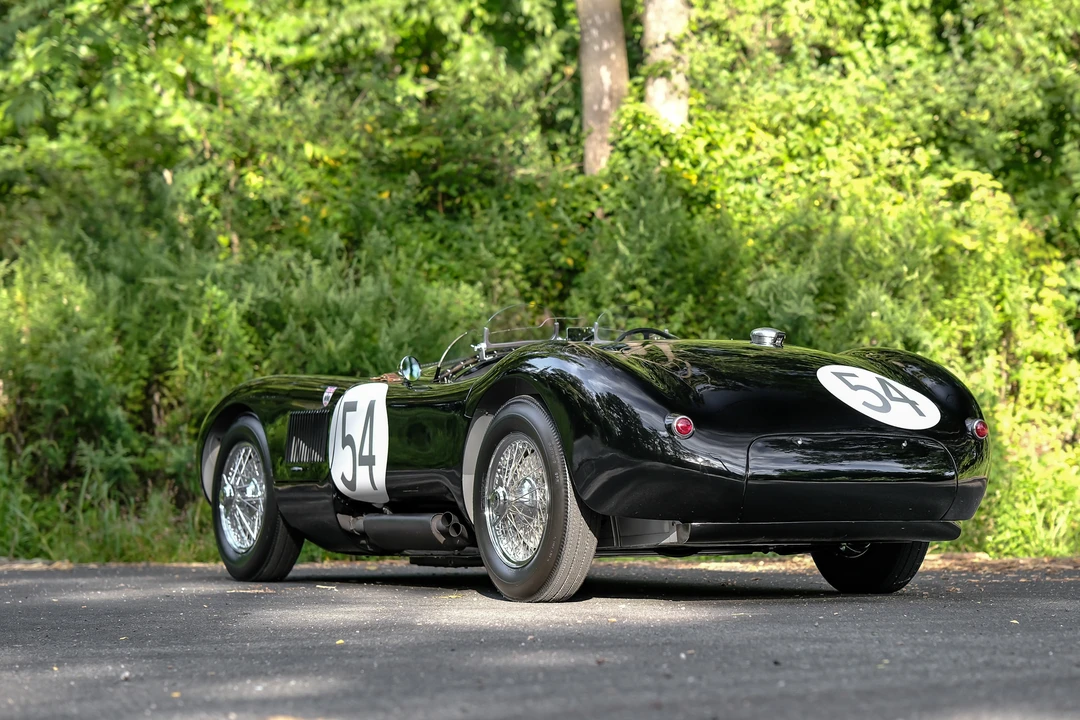 Jaguar Replica - Image 18 of 31