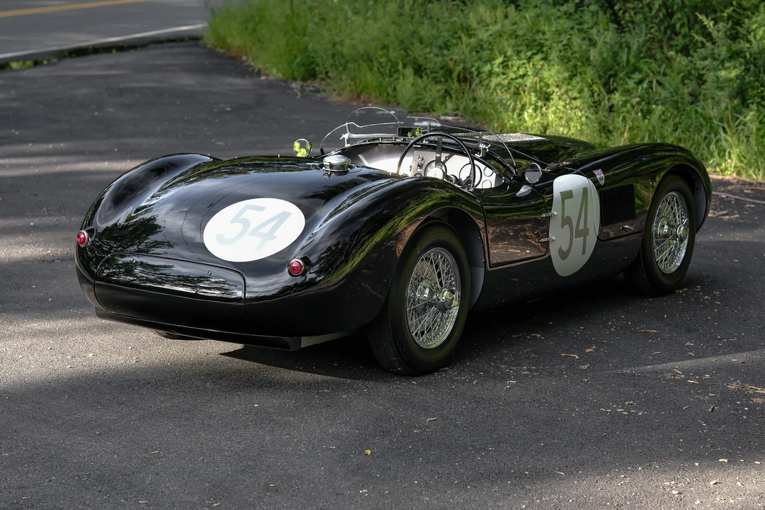 Jaguar Replica - Image 13 of 31