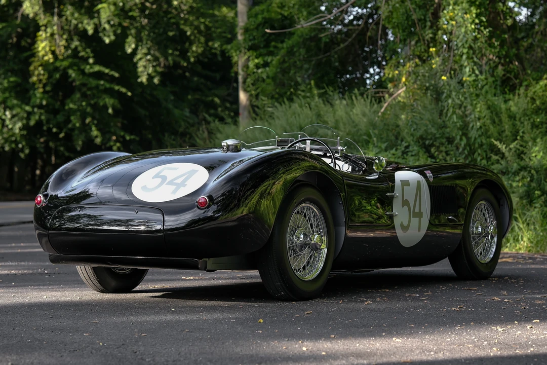 Jaguar Replica - Image 12 of 31