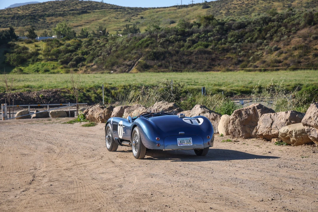 Jaguar Replica - Image 14 of 31