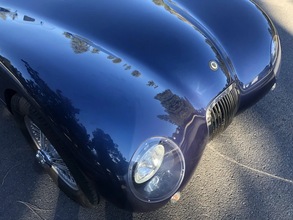 Jaguar Replica - Image 29 of 31