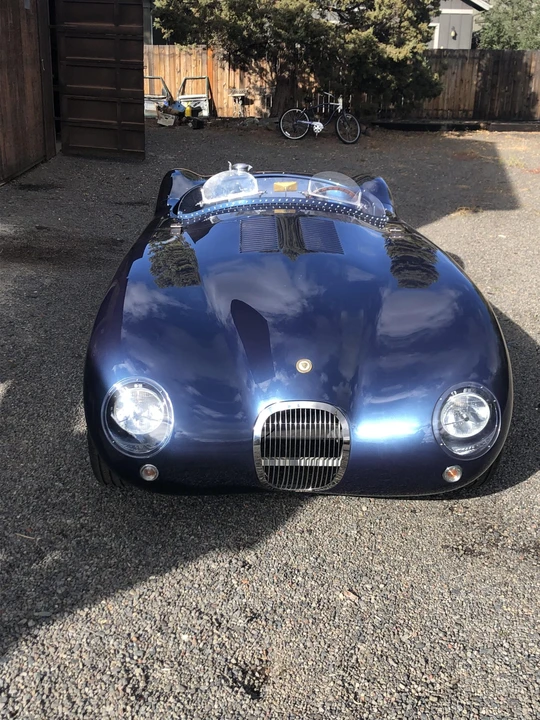 Jaguar Replica - Image 9 of 31