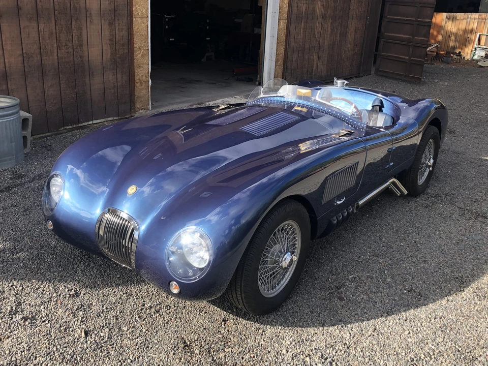 Jaguar Replica - Image 8 of 31