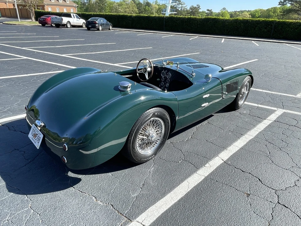 Jaguar Replica - Image 11 of 31