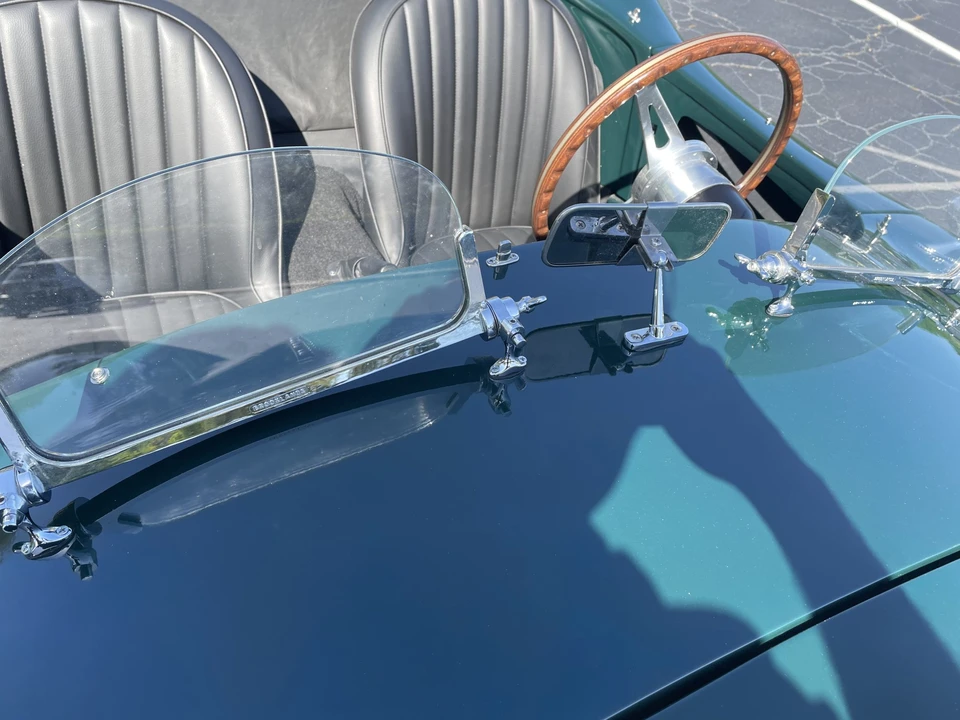 Jaguar Replica - Image 24 of 31