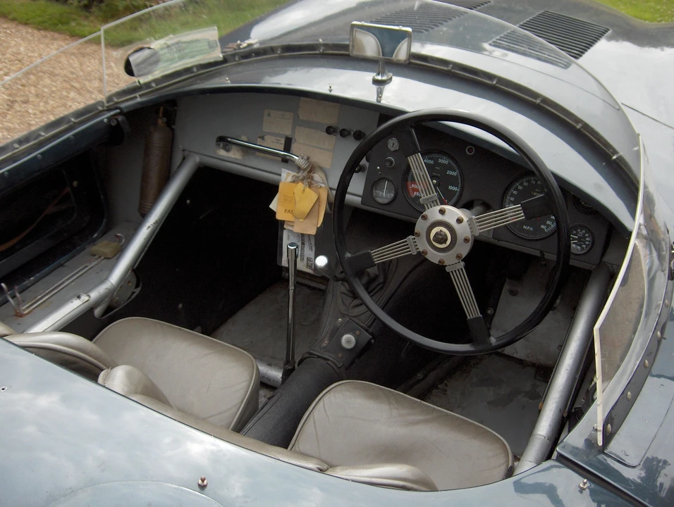 Jaguar Replica - Image 6 of 6