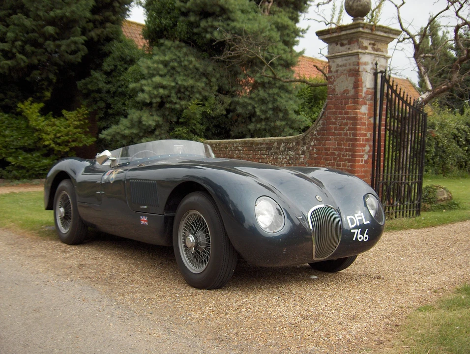 Jaguar Replica - Image 3 of 6