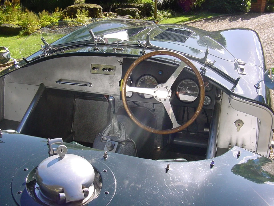 Jaguar Replica - Image 4 of 6