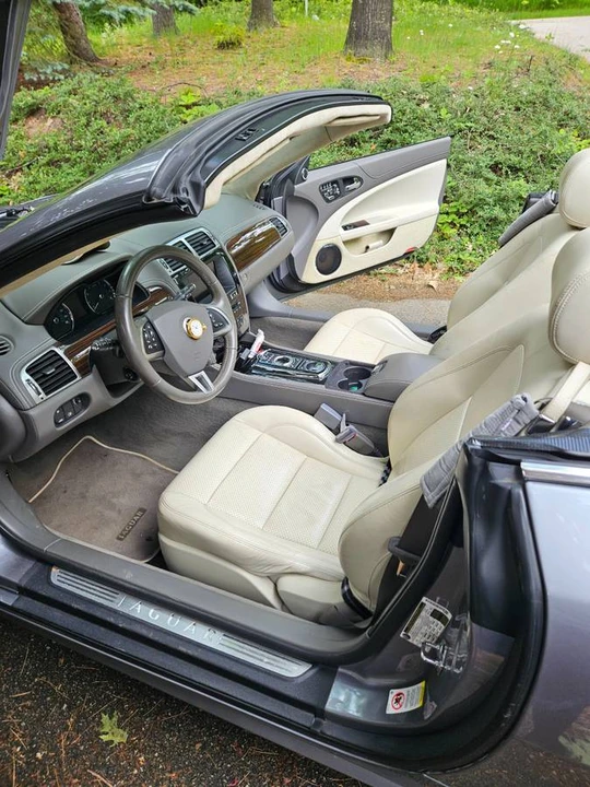2012 Jaguar X150 XK - Image 5 of 11