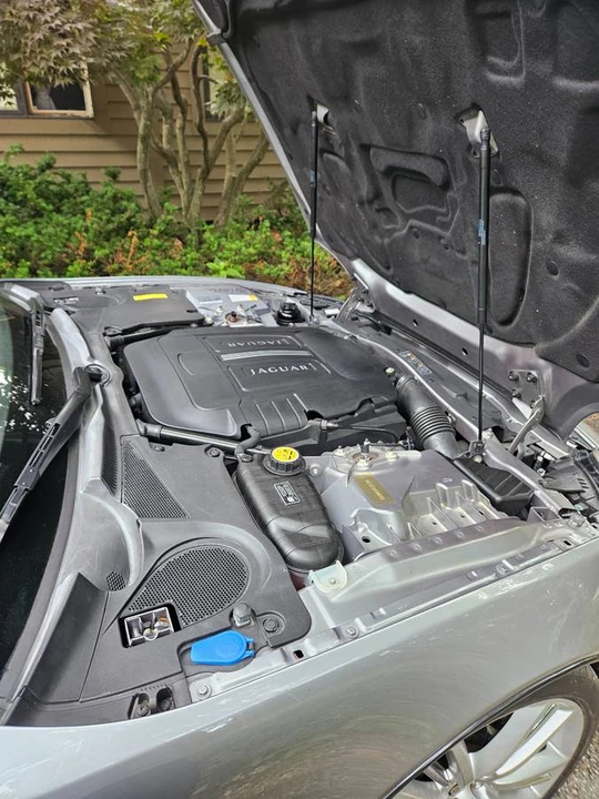 2012 Jaguar X150 XK - Image 3 of 11
