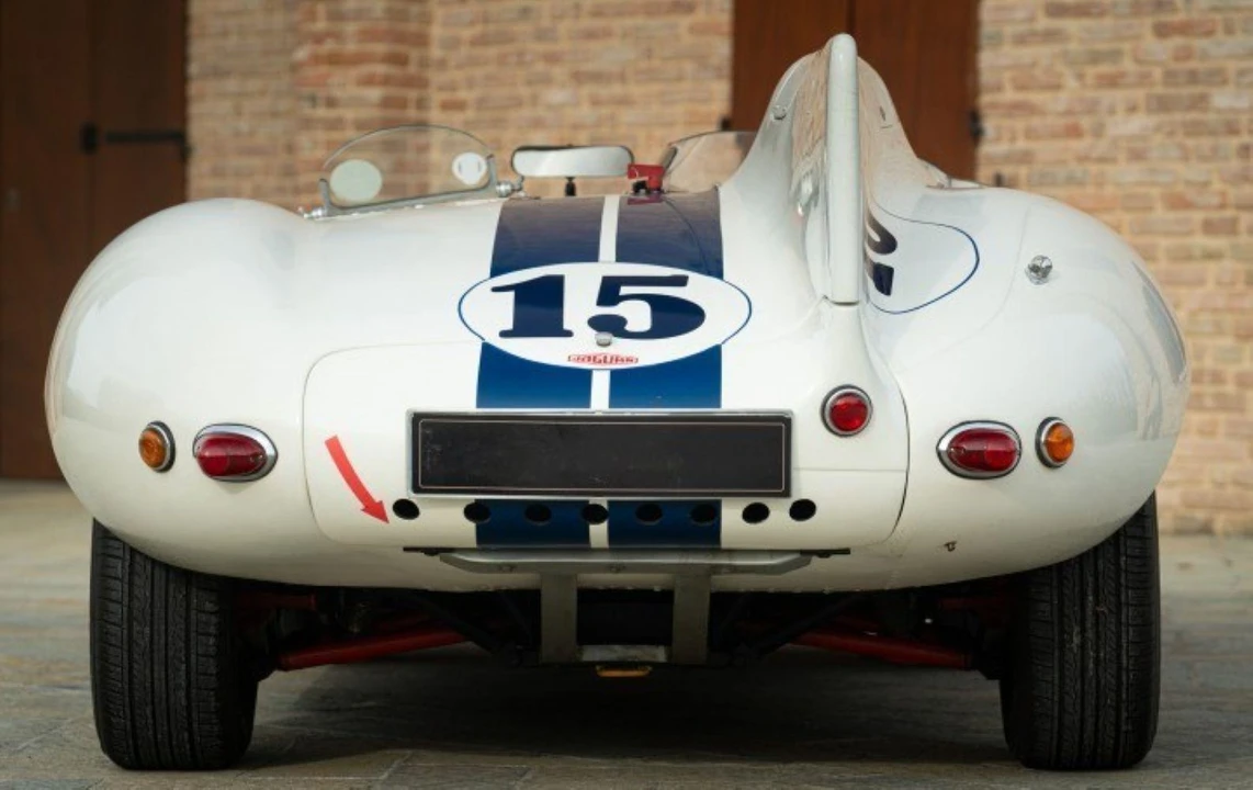 Jaguar Replica - Image 7 of 31