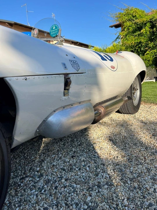 Jaguar Replica - Image 22 of 31