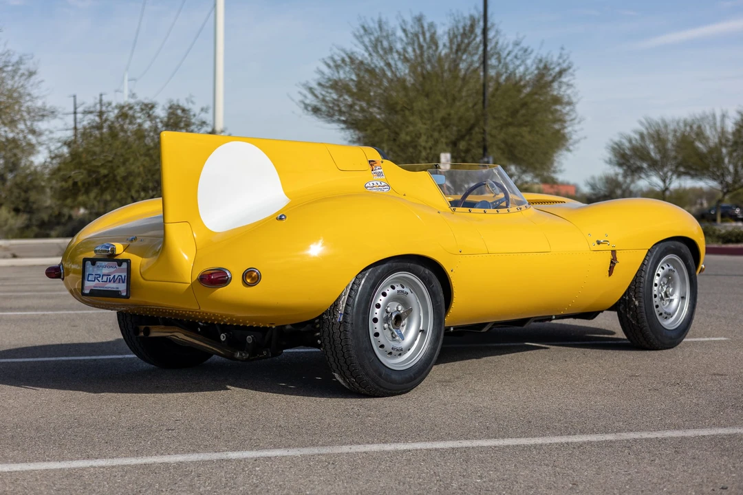 Jaguar Replica - Image 18 of 31