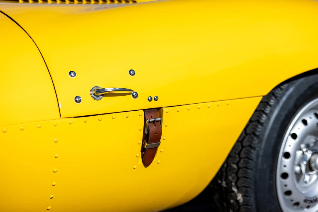 Jaguar Replica - Image 30 of 31