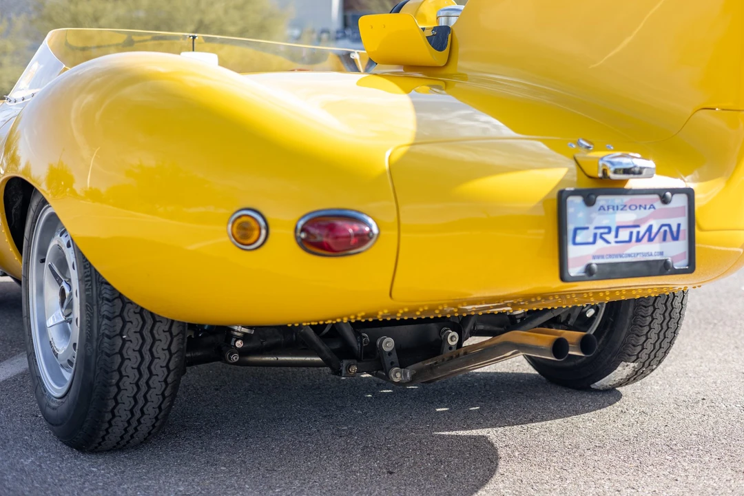 Jaguar Replica - Image 22 of 31