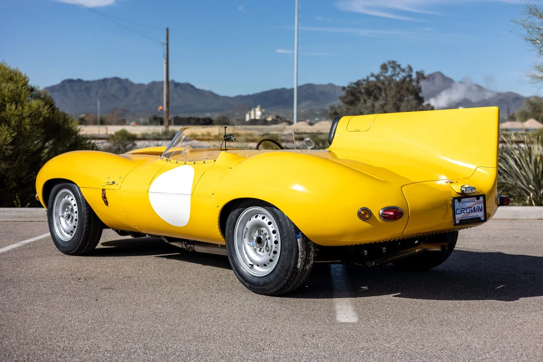 Jaguar Replica - Image 12 of 31