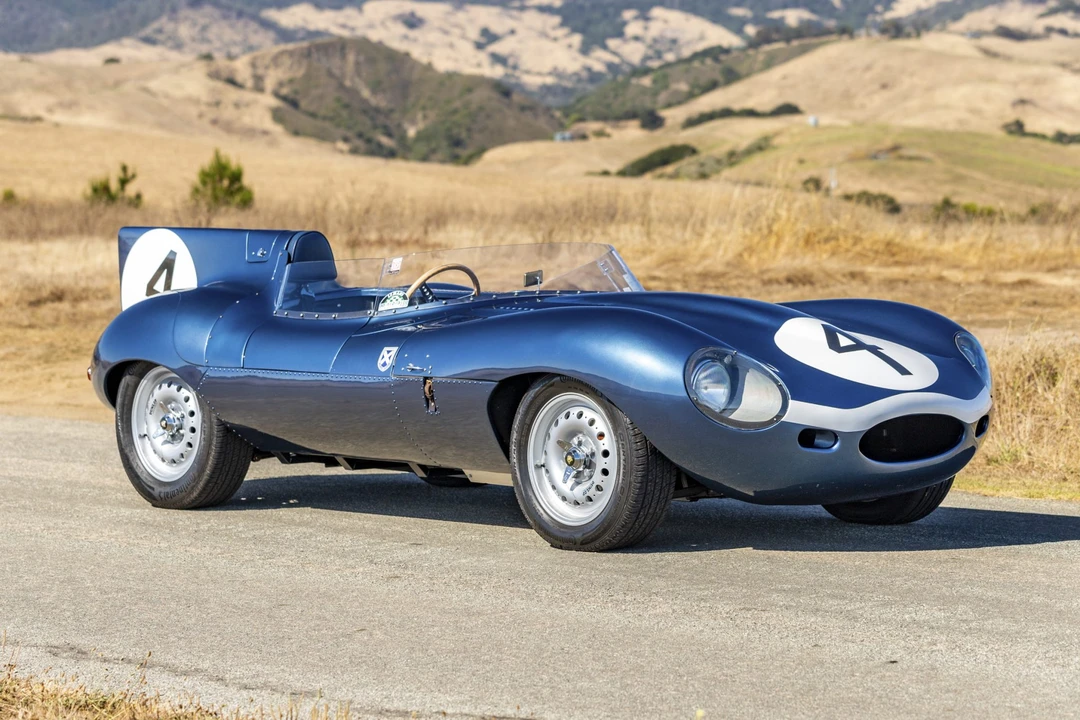 Jaguar Replica - Image 9 of 31