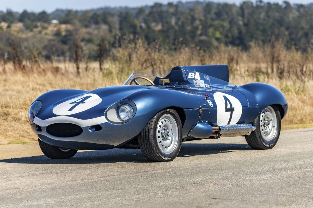 Jaguar Replica - Image 3 of 31