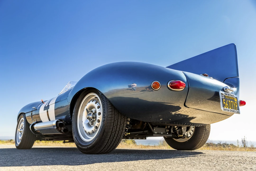Jaguar Replica - Image 19 of 31