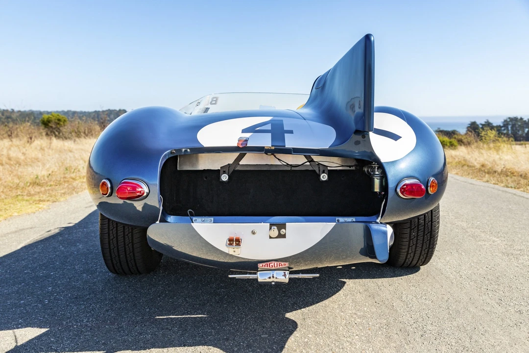 Jaguar Replica - Image 15 of 31