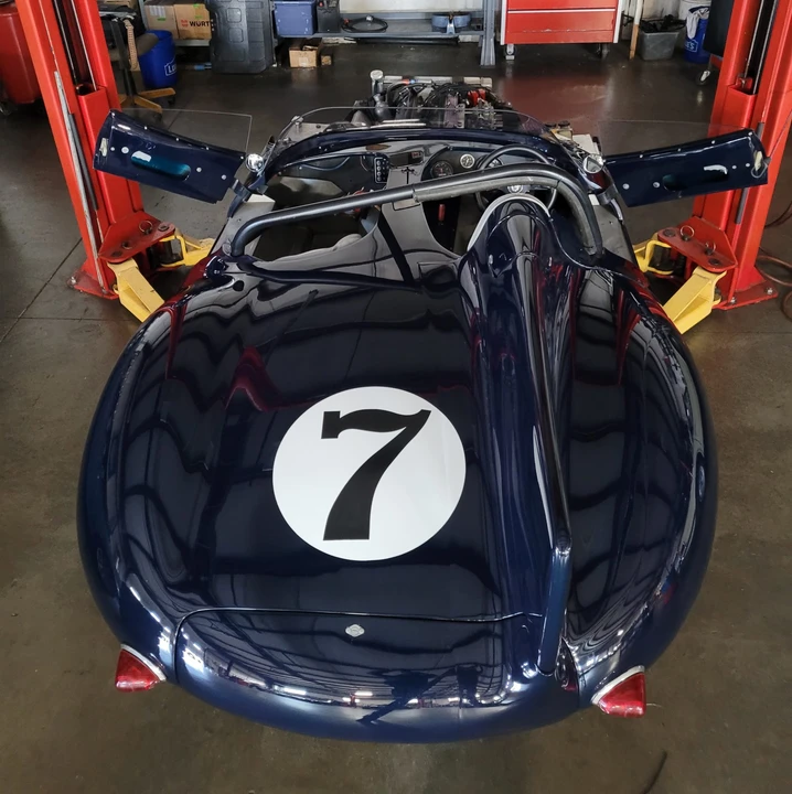 Jaguar Replica - Image 20 of 31
