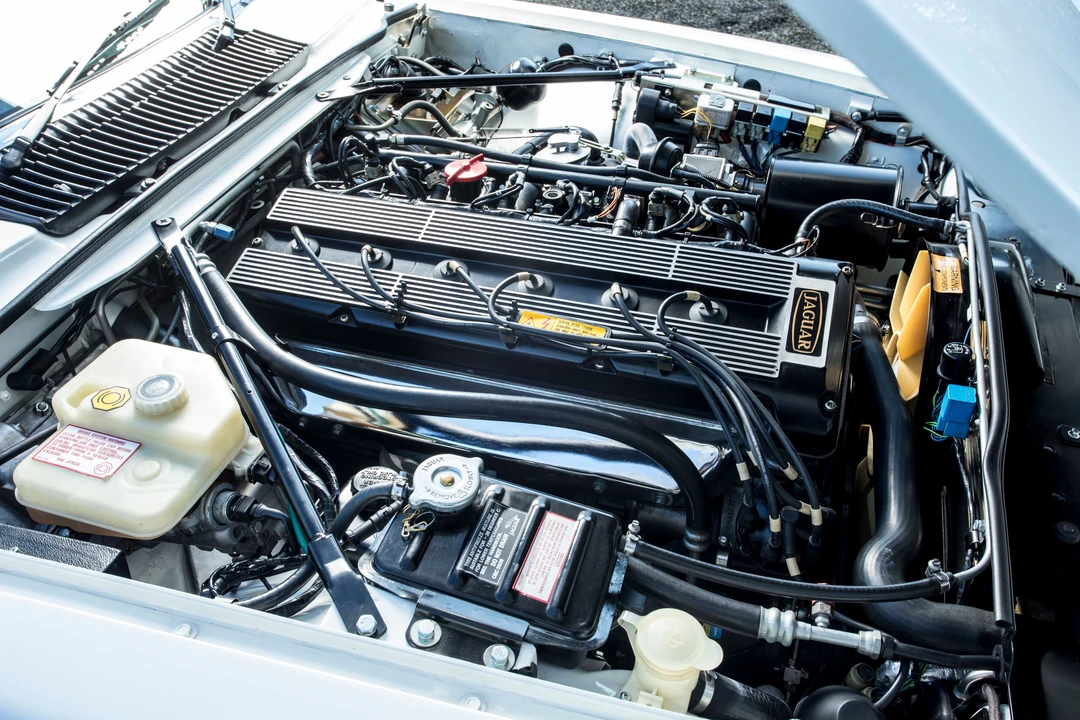 1988 Jaguar XJS Pre-Facelift AJ-6 - Image 17 of 31