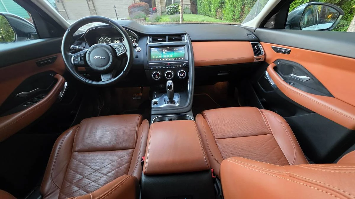 2019 Jaguar E-Pace - Image 16 of 18